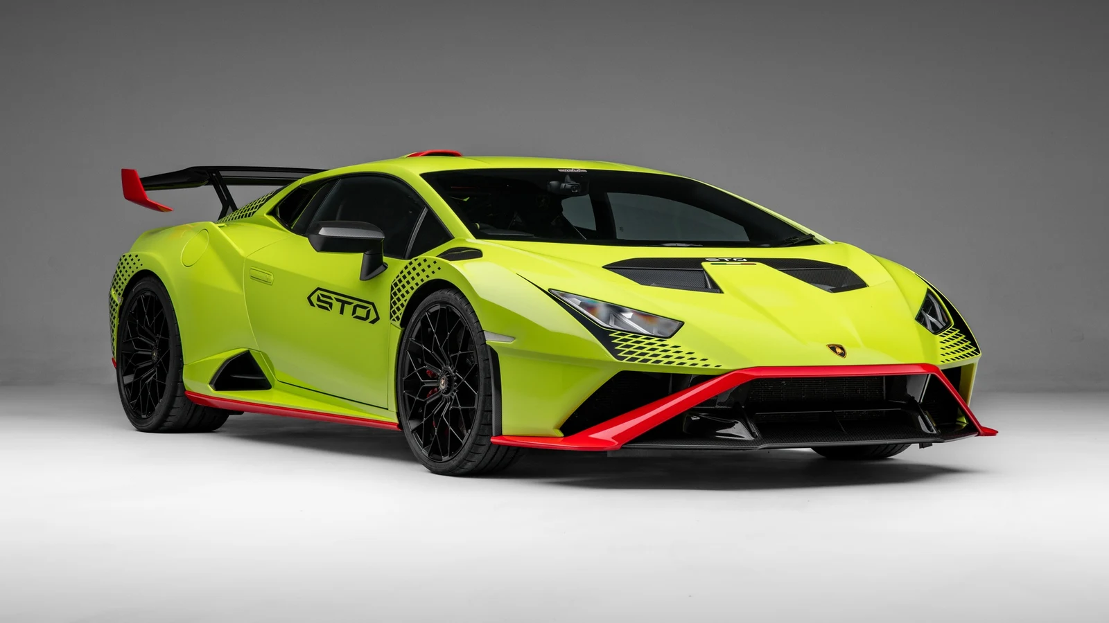 Lamborghini Huracán STO · green · SuperVettura