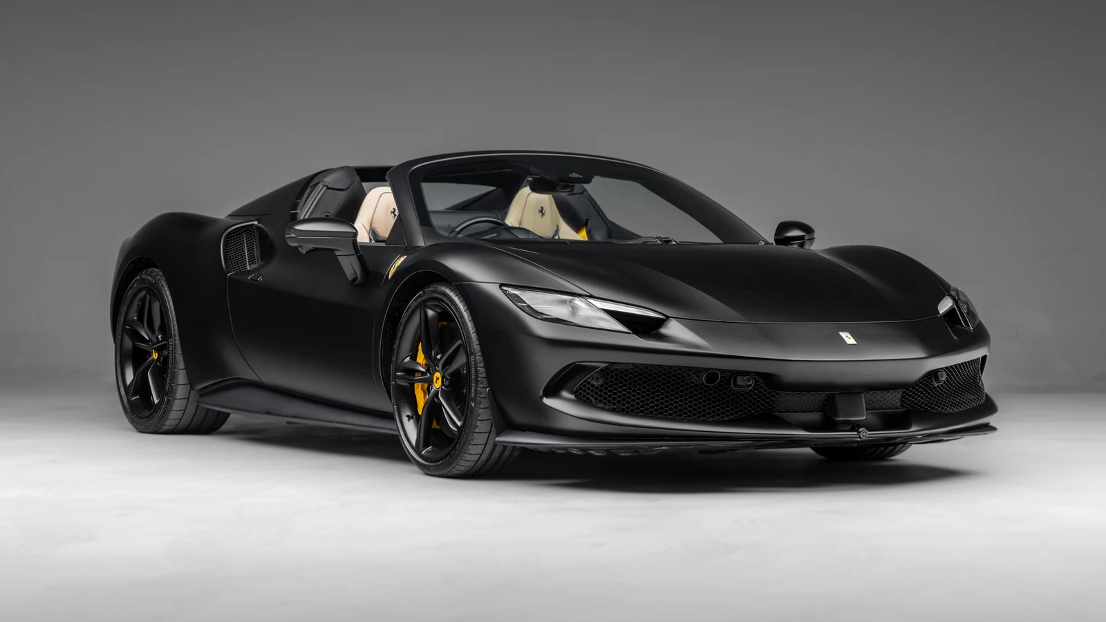 Ferrari 296 GTS · Nero Daytona · SuperVettura