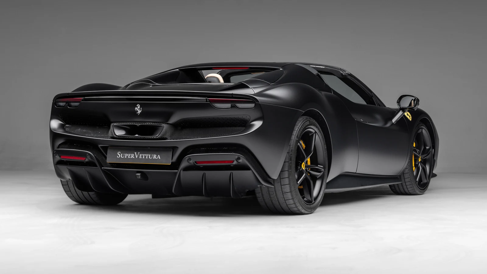 2025 Ferrari 296 GTS, 5/10
