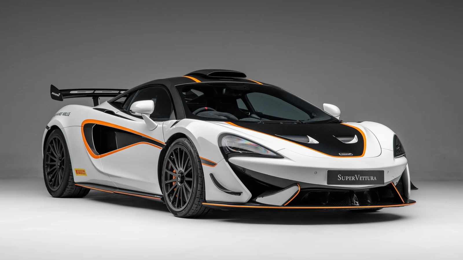 McLaren 620R · Silica White · SuperVettura