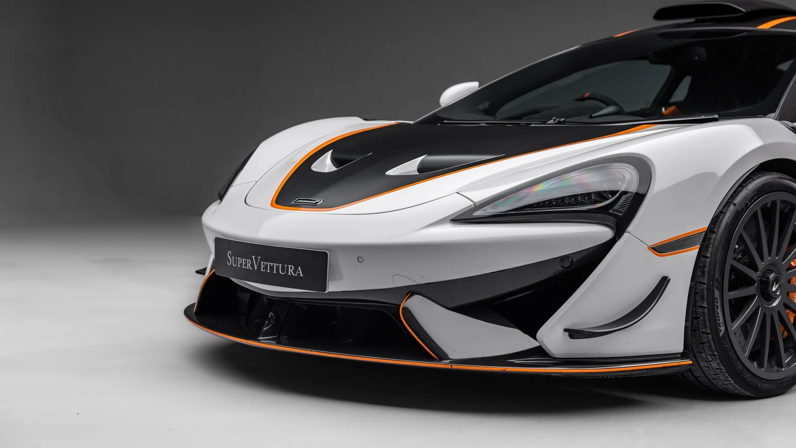 2020 McLaren 620R, 10/10