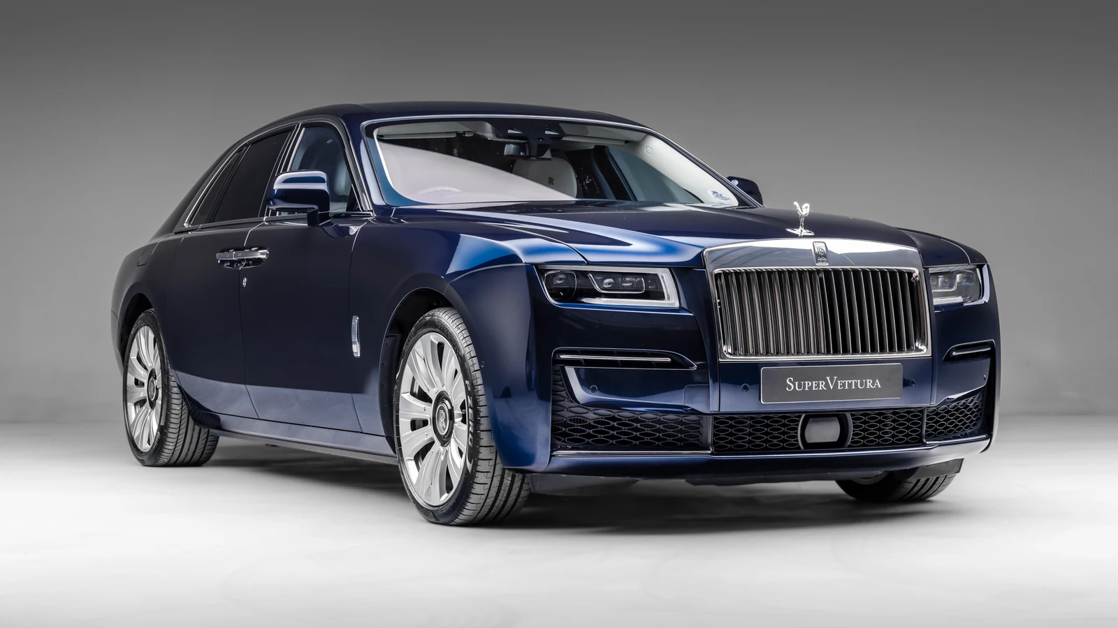 Rolls-Royce Ghost · Midnight Sapphire · SuperVettura