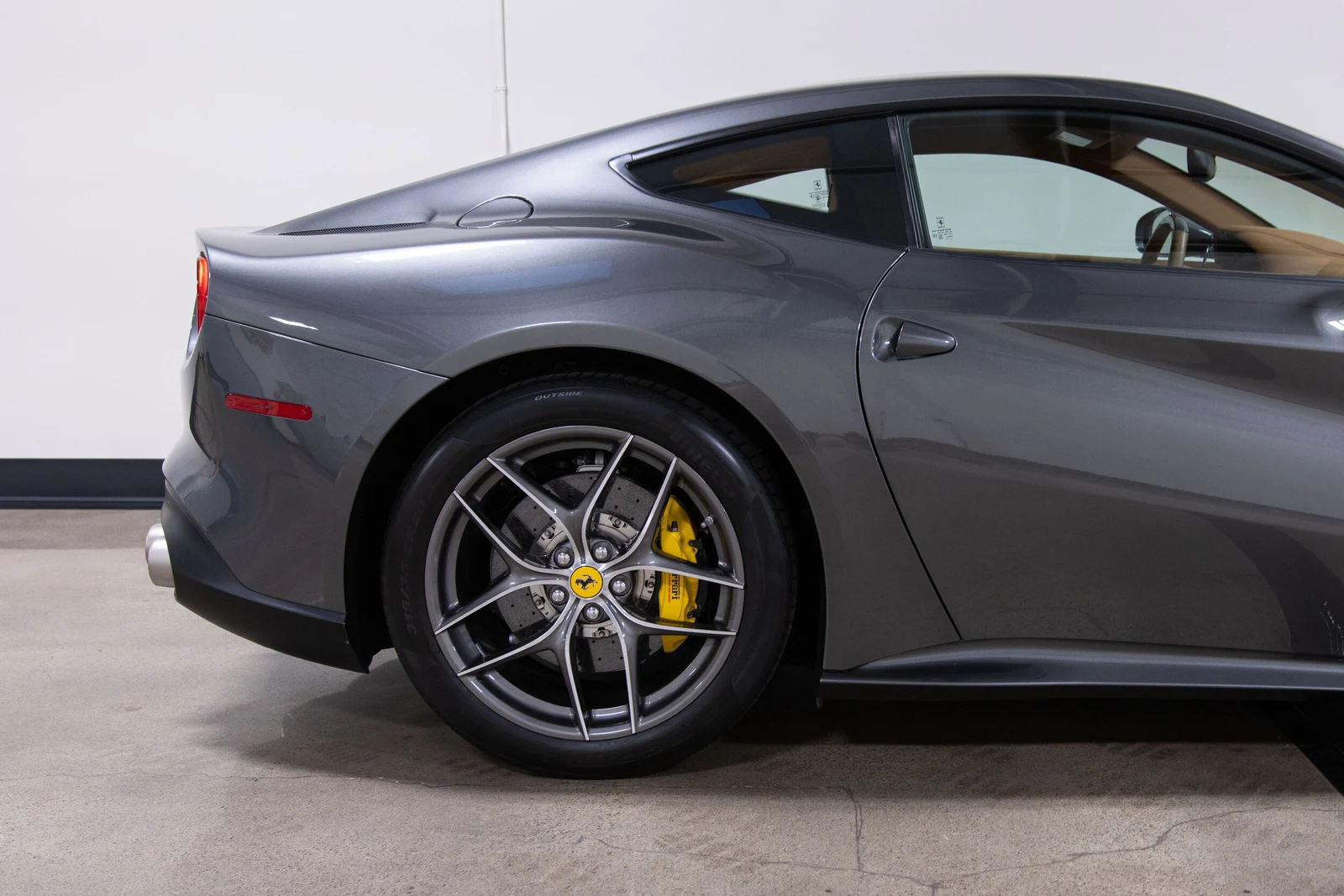 2014 Ferrari F12berlinetta, 6/30