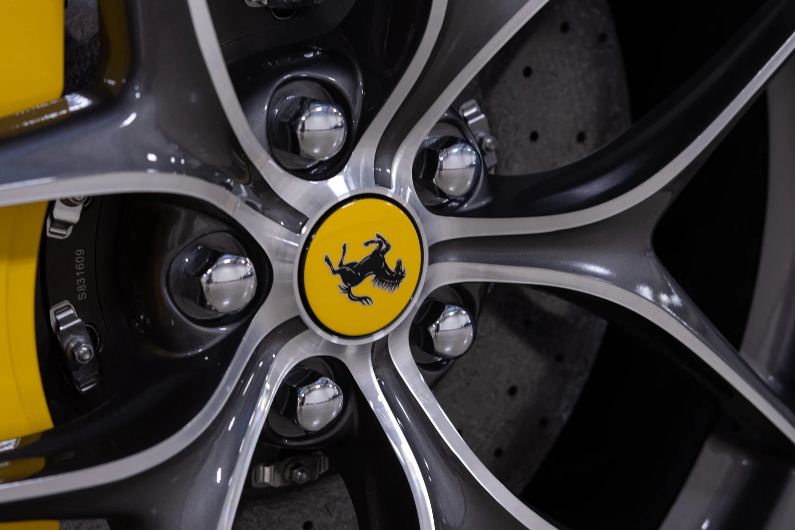2014 Ferrari F12berlinetta, 8/30
