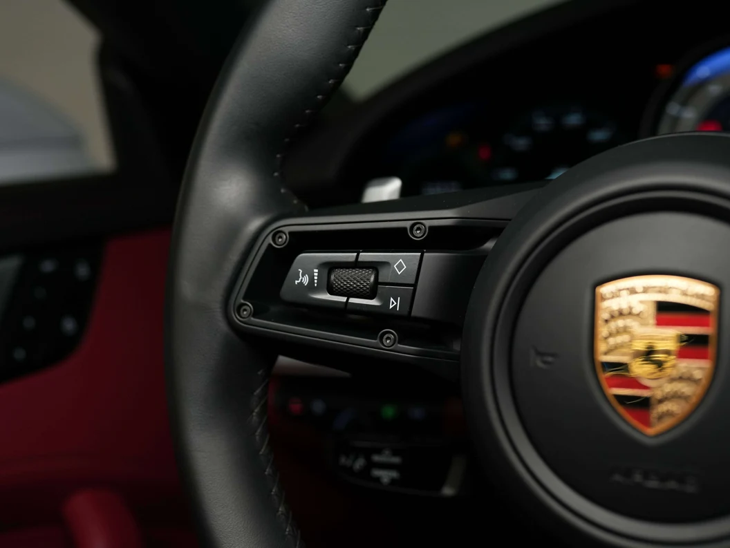 2024 Porsche 911 (992.1) Turbo Cabriolet, 14/30