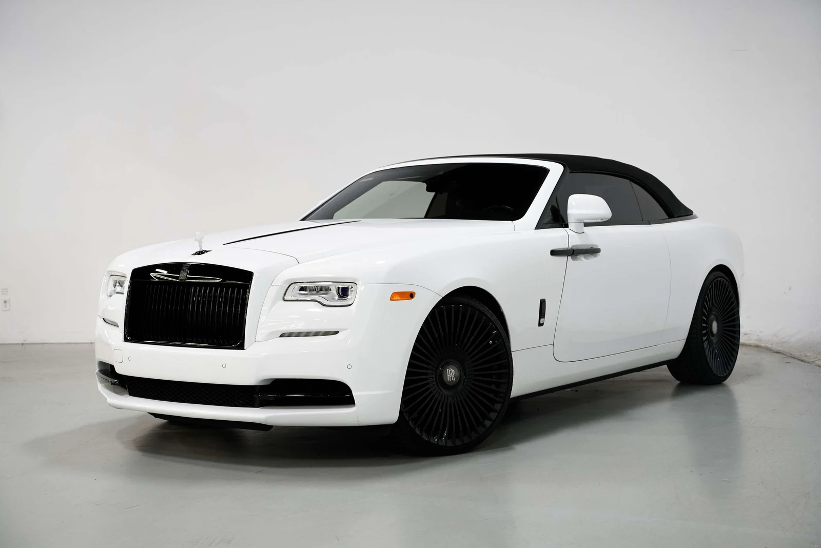 2016 Rolls-Royce Dawn, 6/30