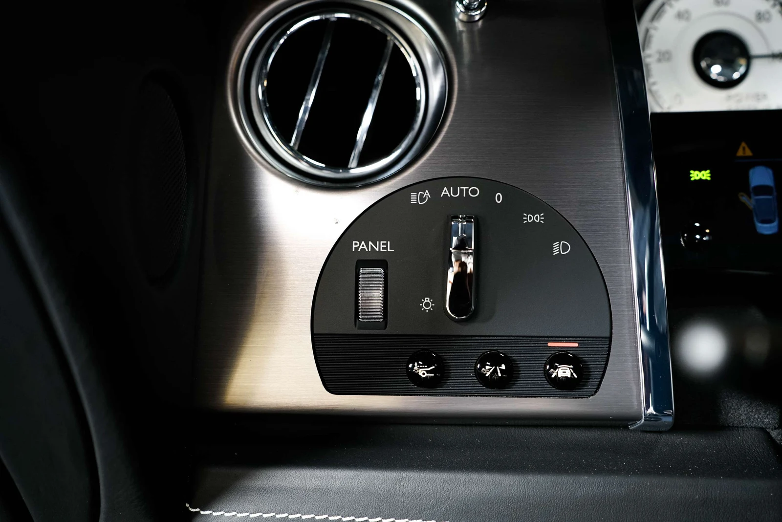 2016 Rolls-Royce Dawn, 14/30