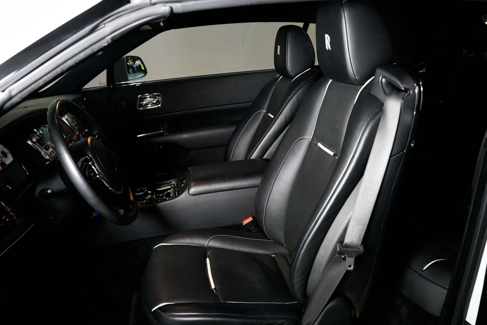 2016 Rolls-Royce Dawn, 17/30