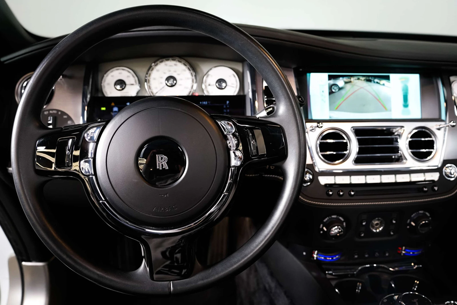 2016 Rolls-Royce Dawn, 26/30