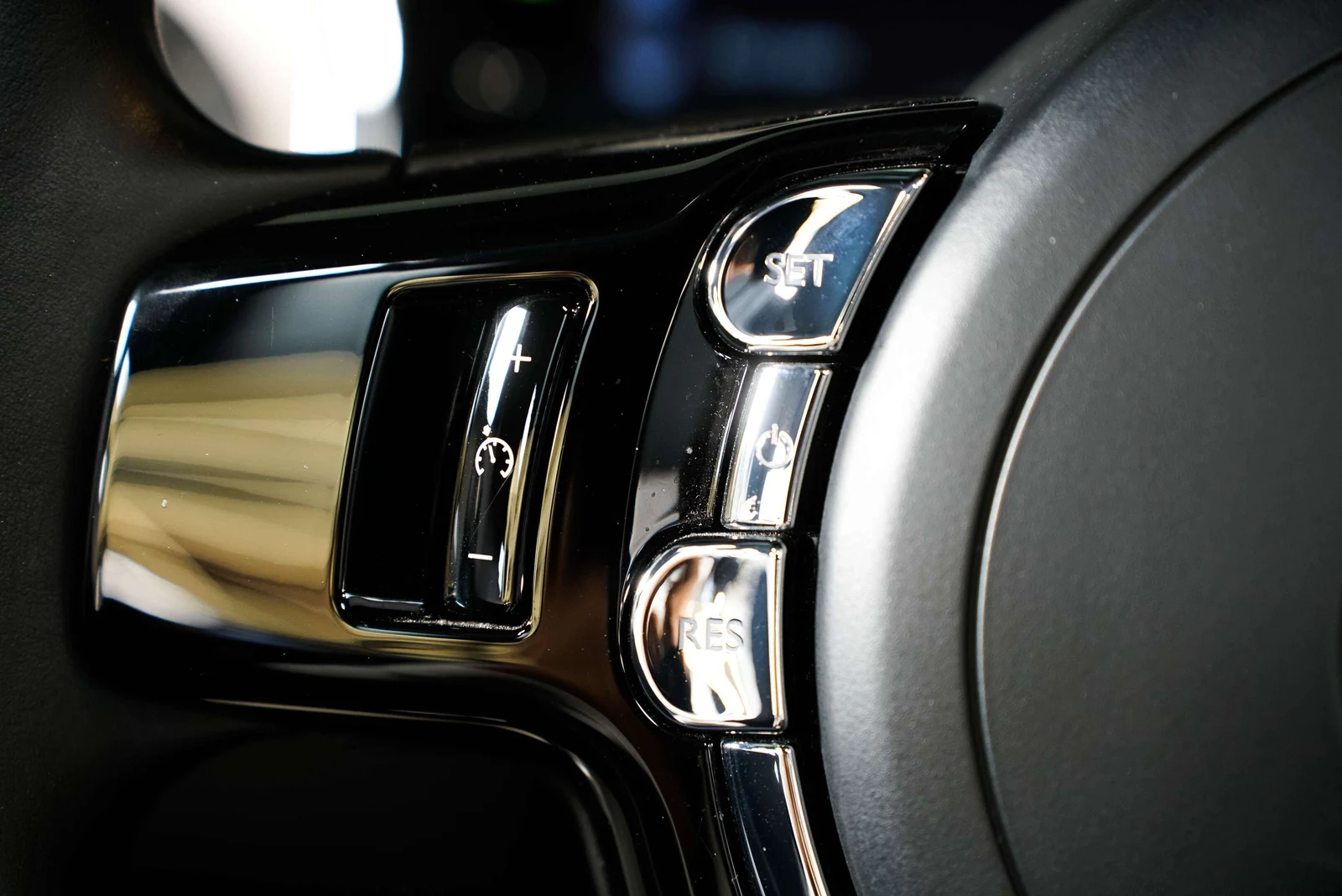2016 Rolls-Royce Dawn, 27/30