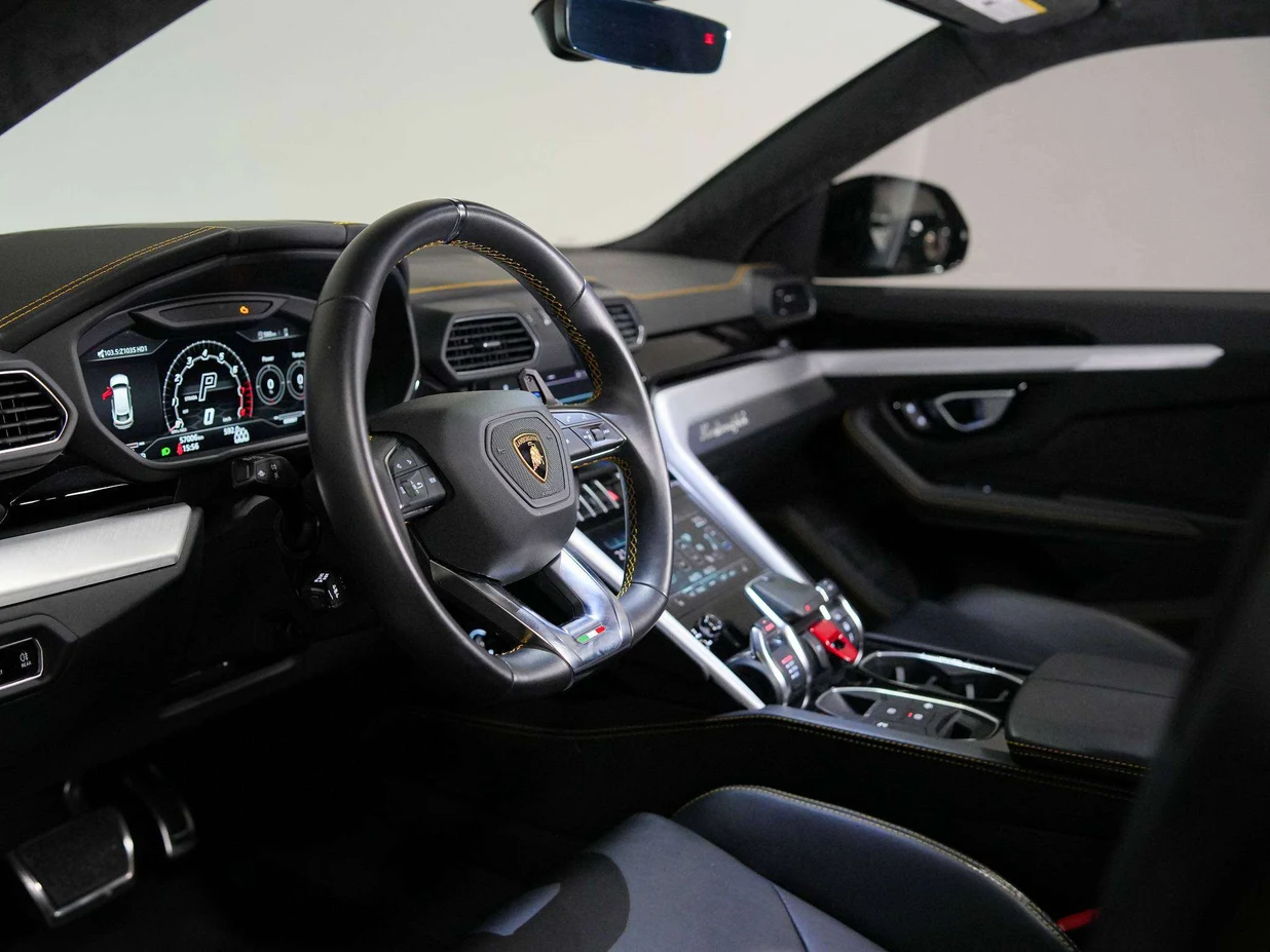 2022 Lamborghini Urus, 11/30