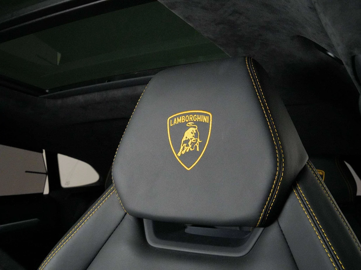 2022 Lamborghini Urus, 12/30