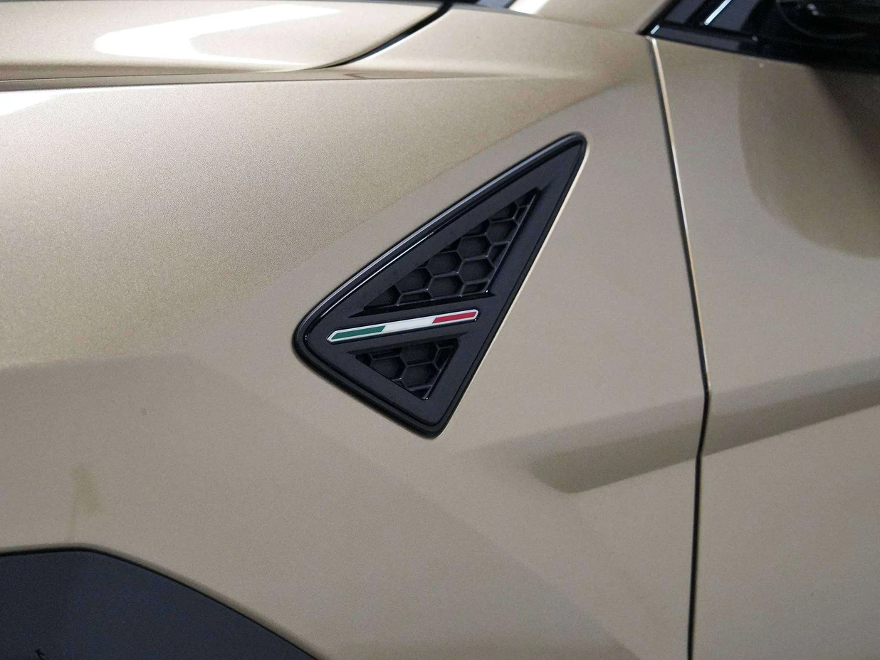 2022 Lamborghini Urus, 30/30