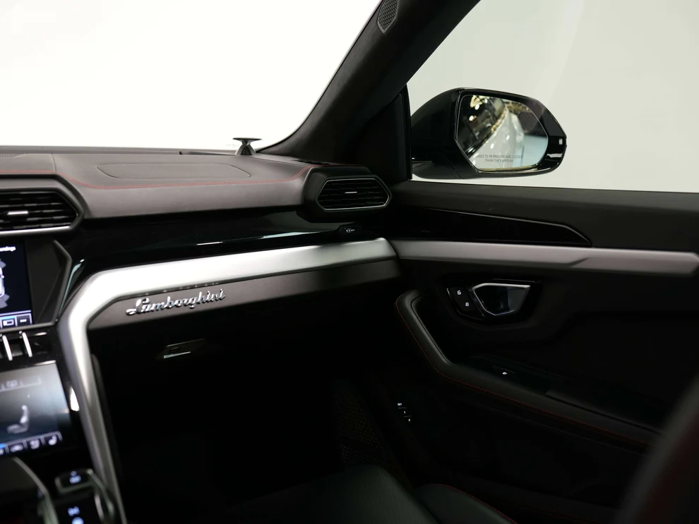 2019 Lamborghini Urus, 29/30