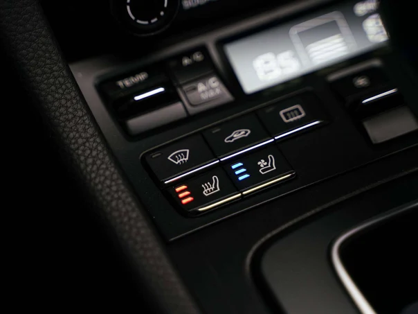 2019 Porsche 911 (991.2) Carrera 4 GTS, 20/30
