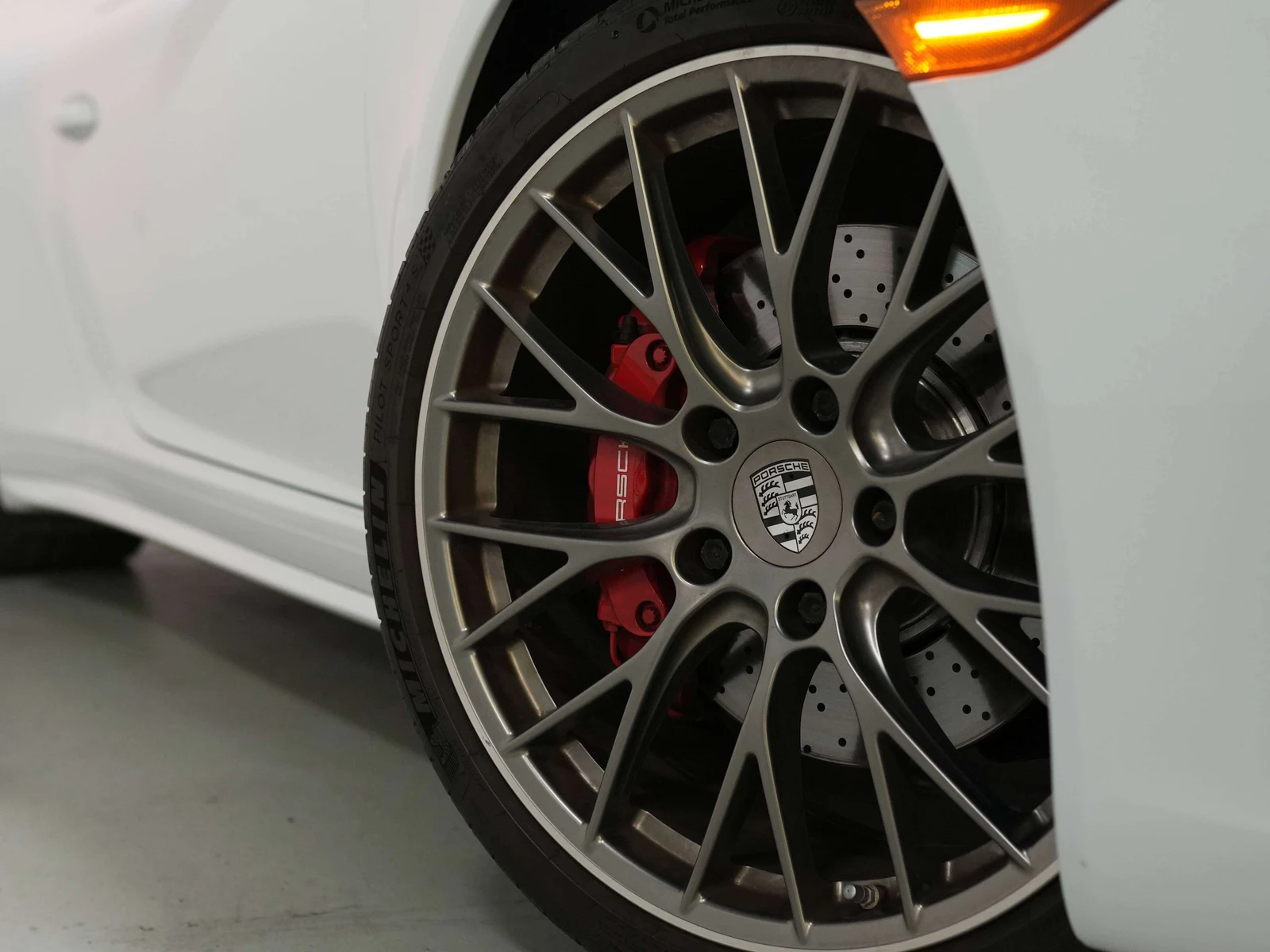 2019 Porsche 911 (991.2) Carrera 4S Cabriolet, 30/30