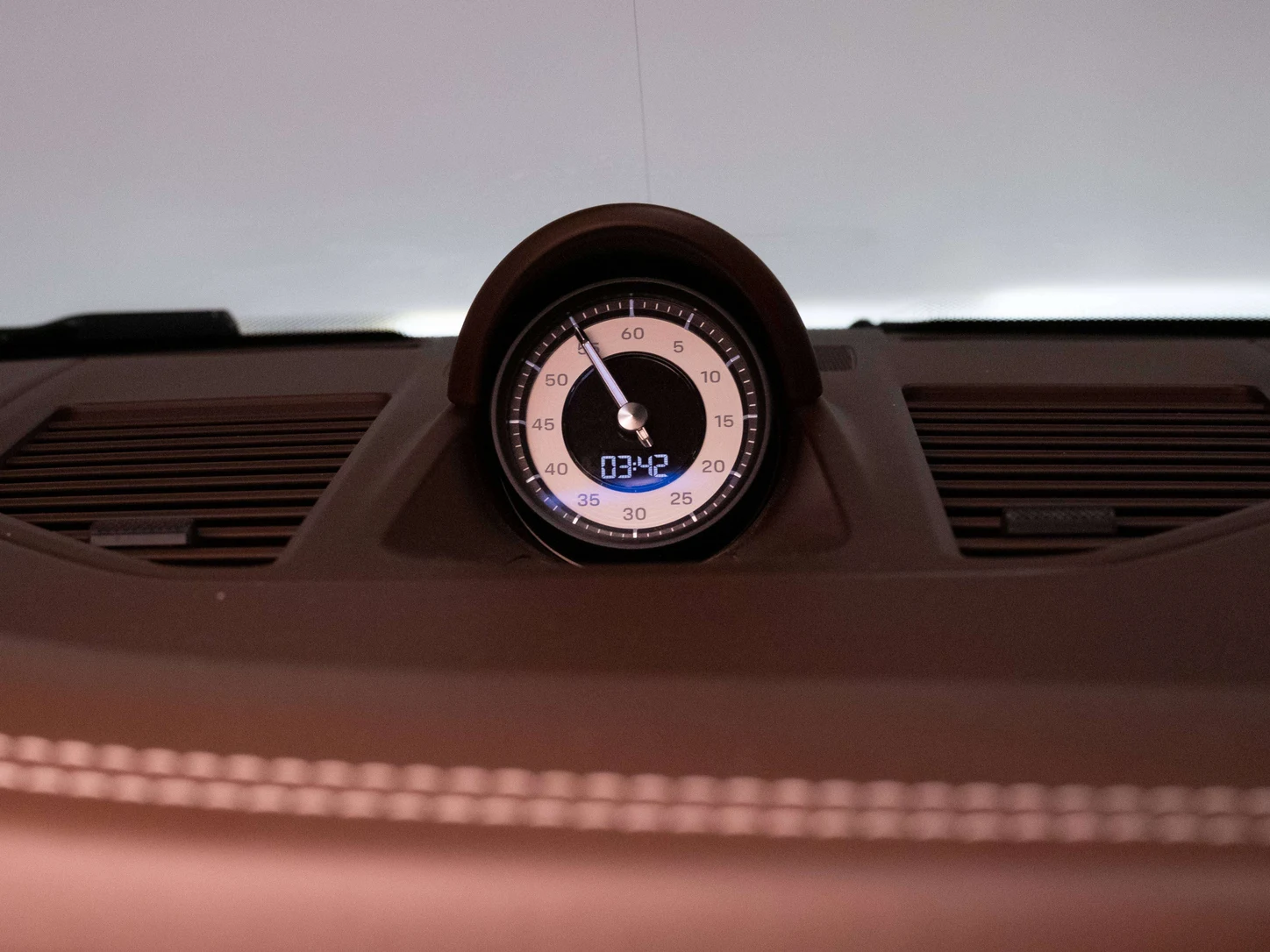 2020 Porsche 911 (992.1) Carrera 4S, 18/24