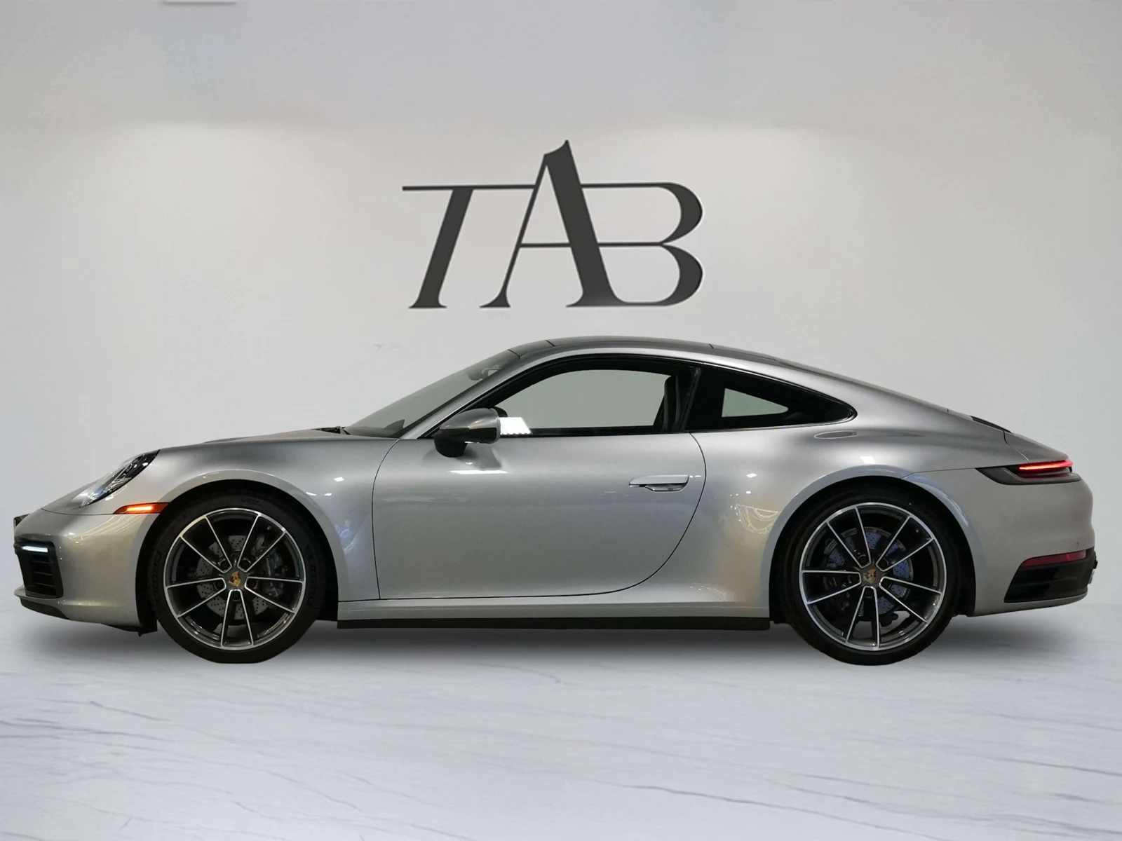 2021 Porsche 911 (992.1) Carrera 4, 8/27