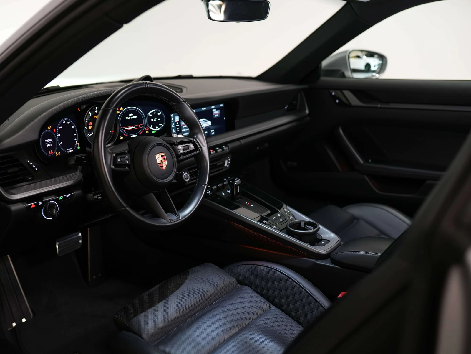 2021 Porsche 911 (992.1) Carrera 4, 10/27