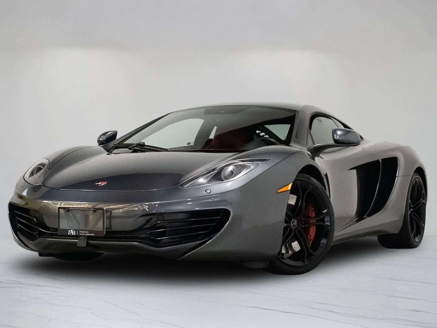 2012 McLaren 12C, 6/25