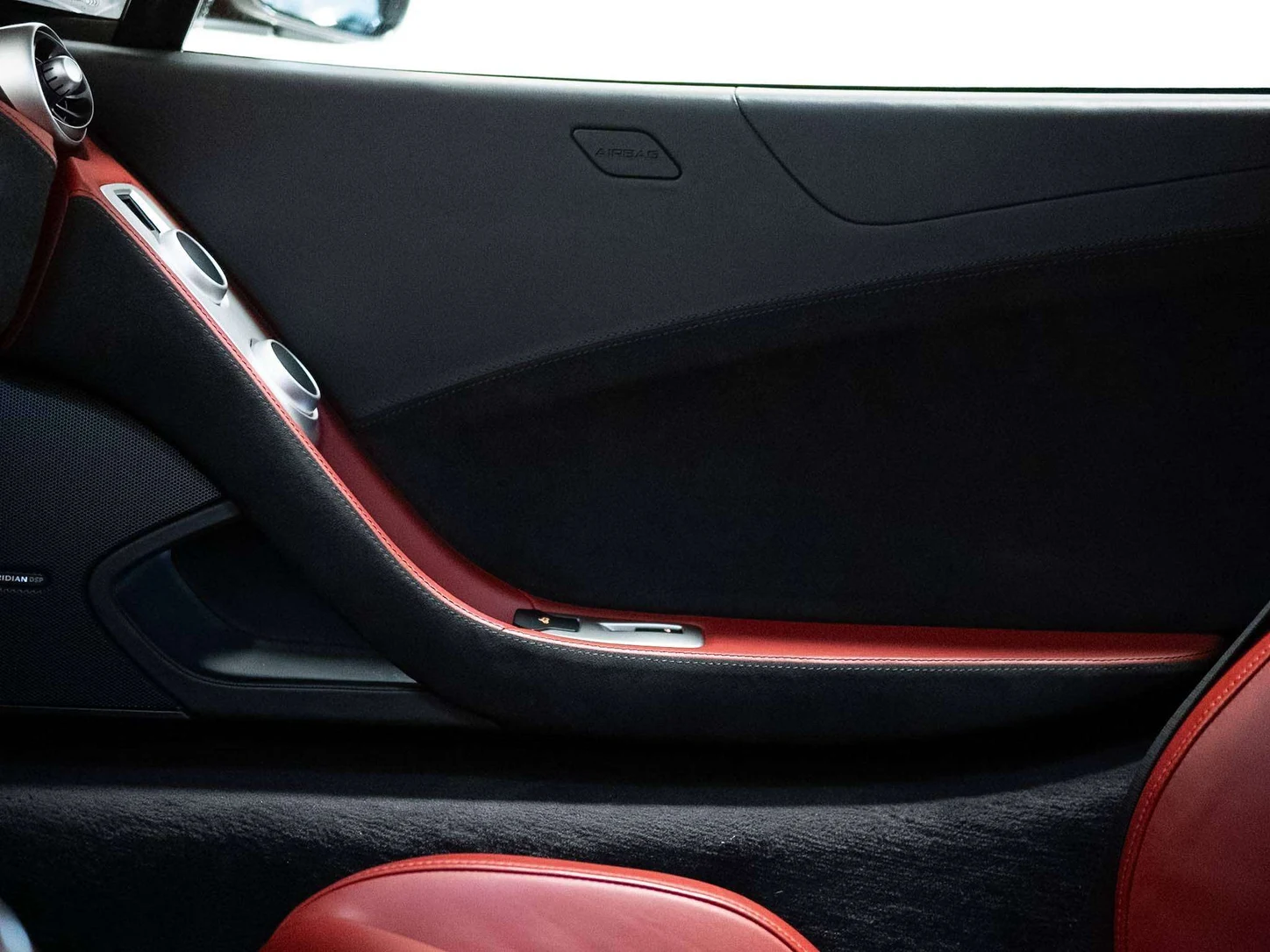 2012 McLaren 12C, 21/25
