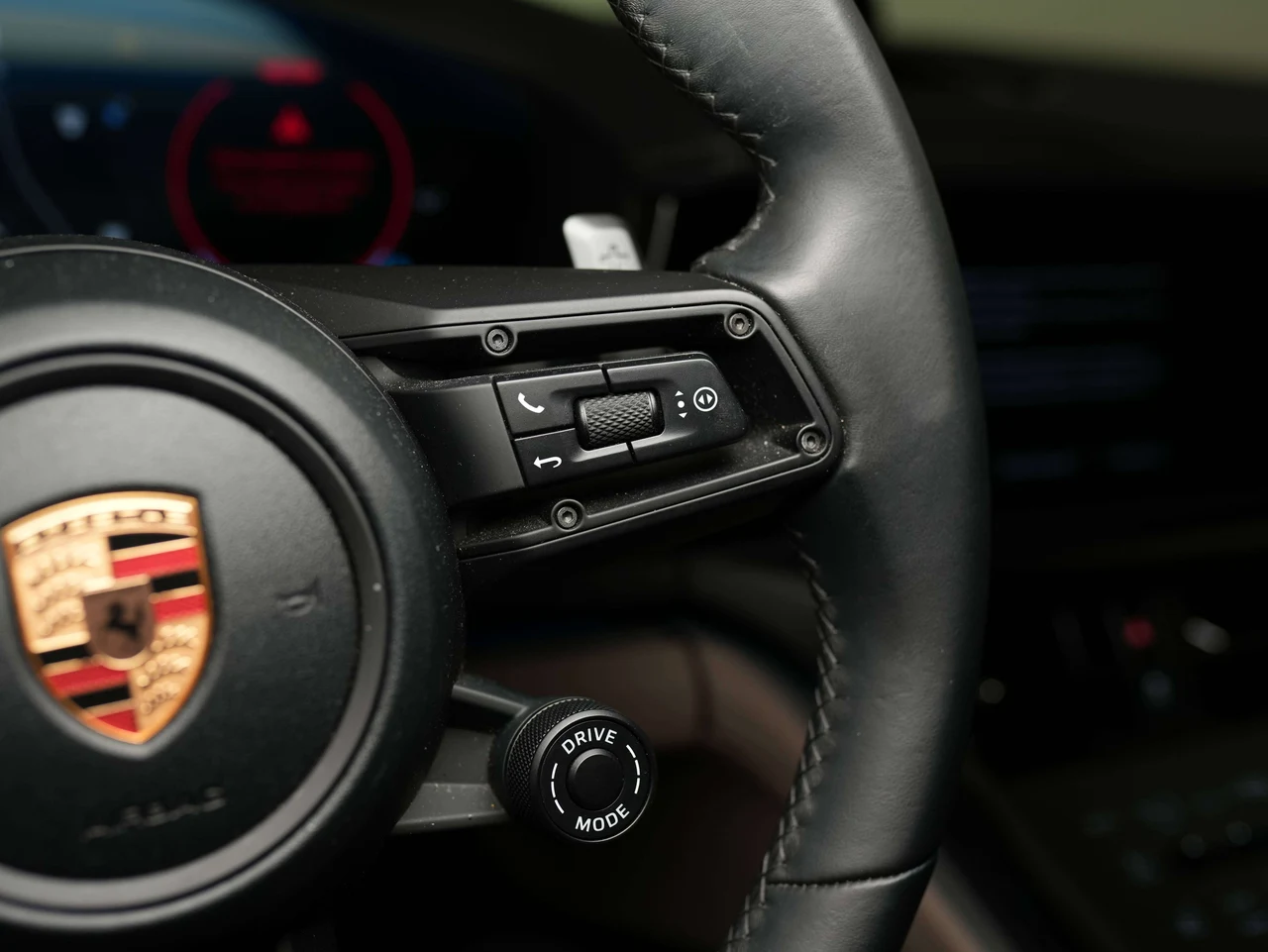 2025 Porsche Panamera 4 E-Hybrid (976), 14/30