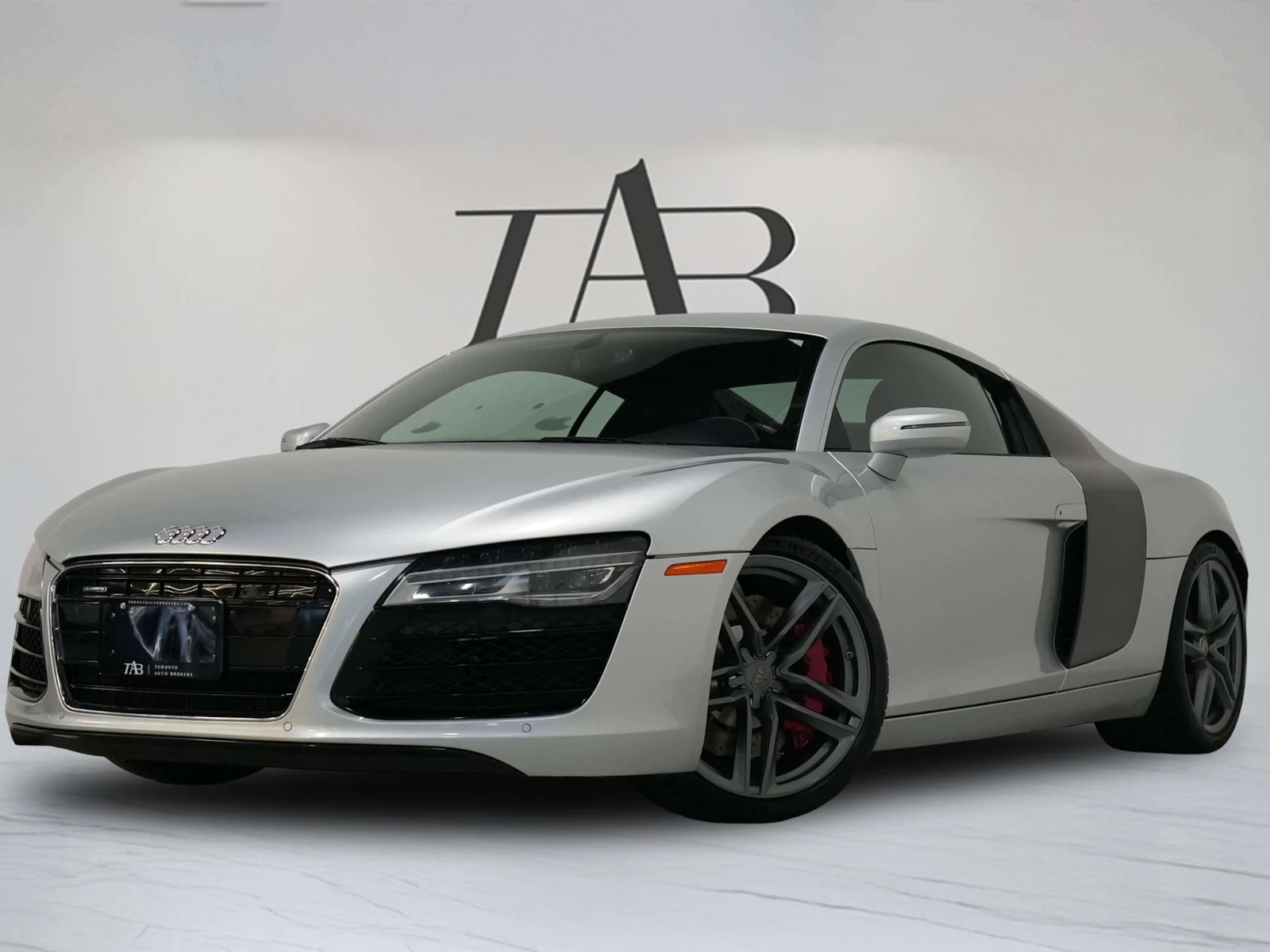 2014 Audi R8 4.2 FSI quattro, 3/26