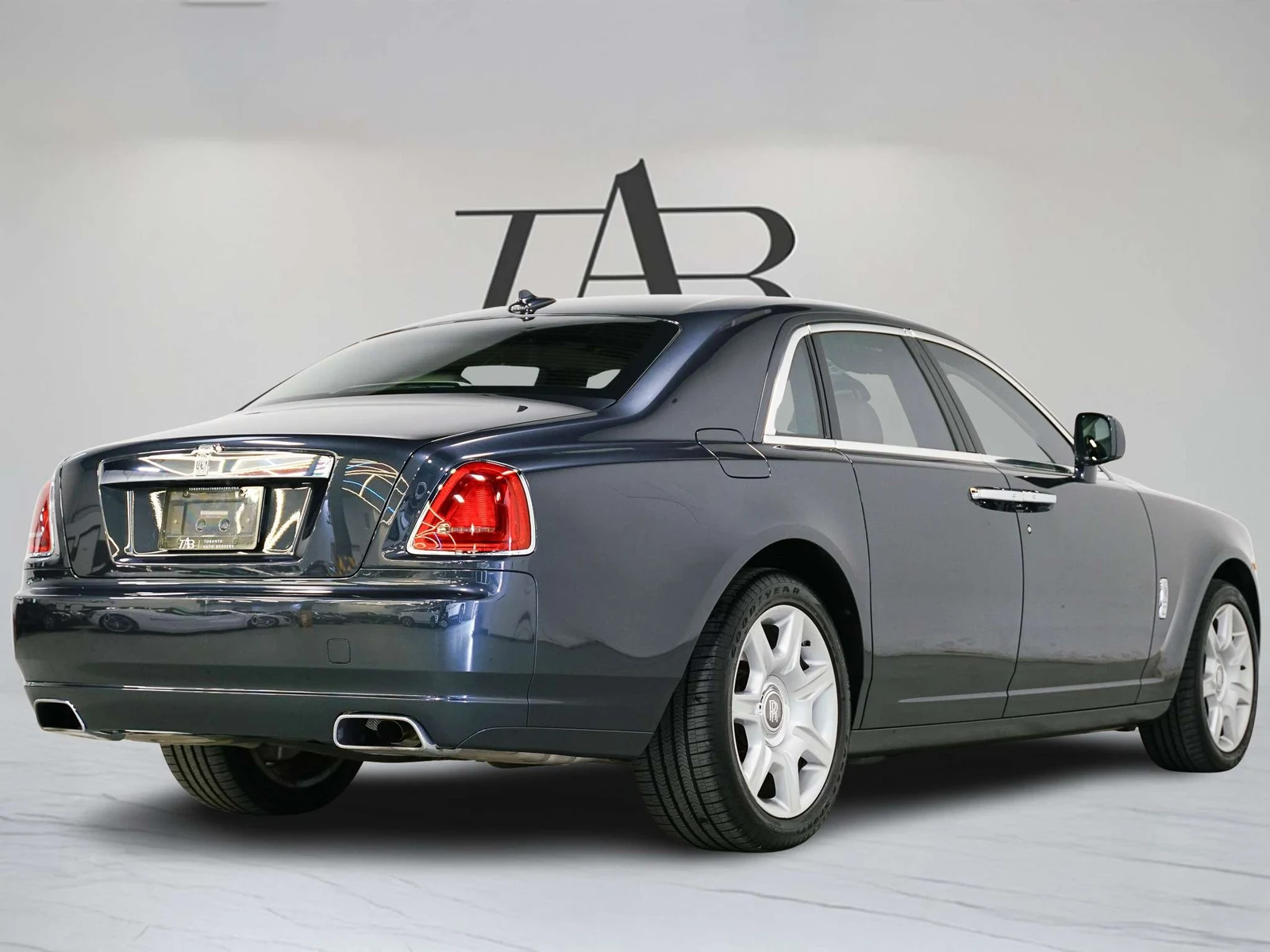 2010 Rolls-Royce Ghost I, 4/30