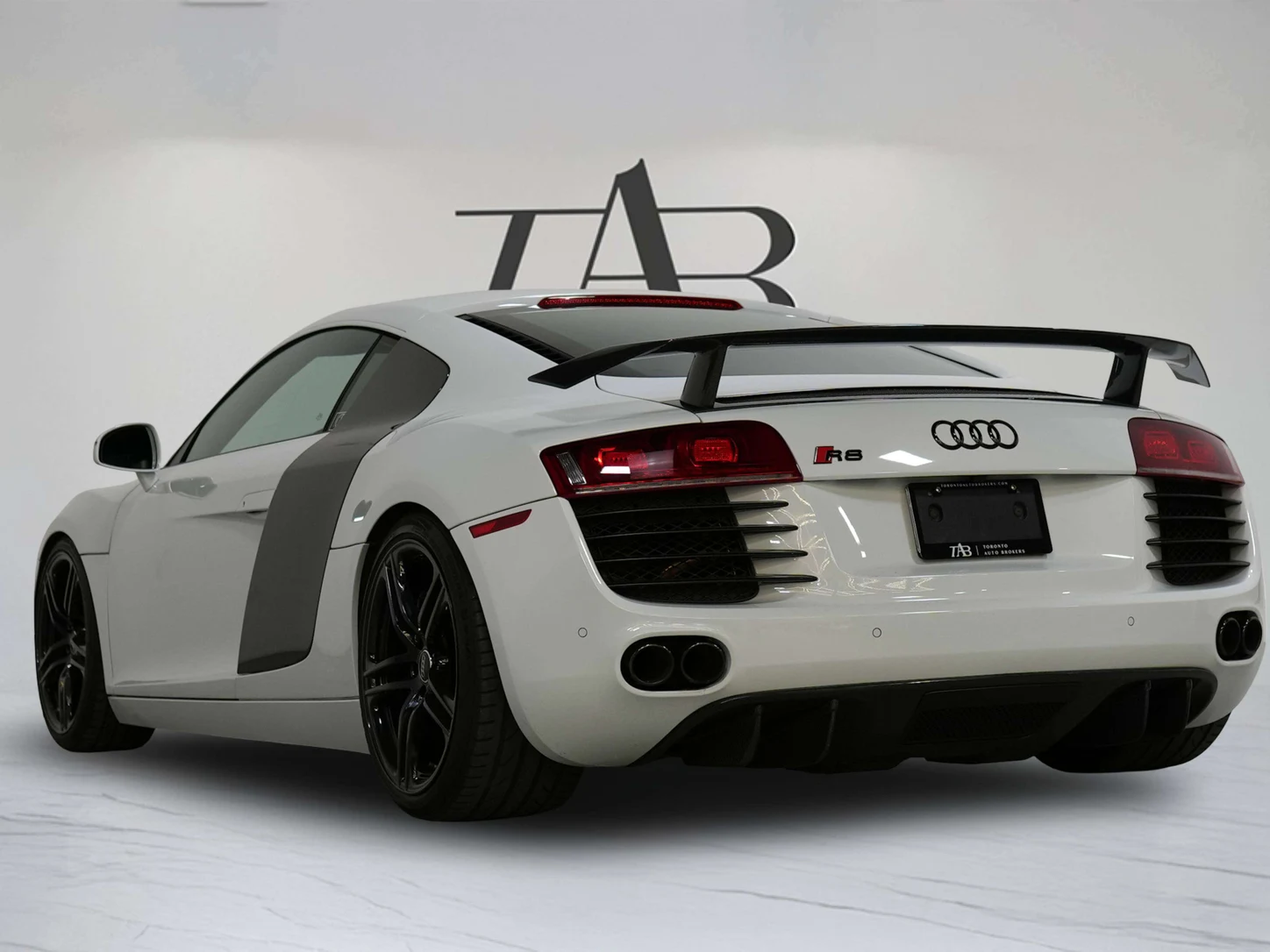 2012 Audi R8 4.2 FSI quattro, 5/26