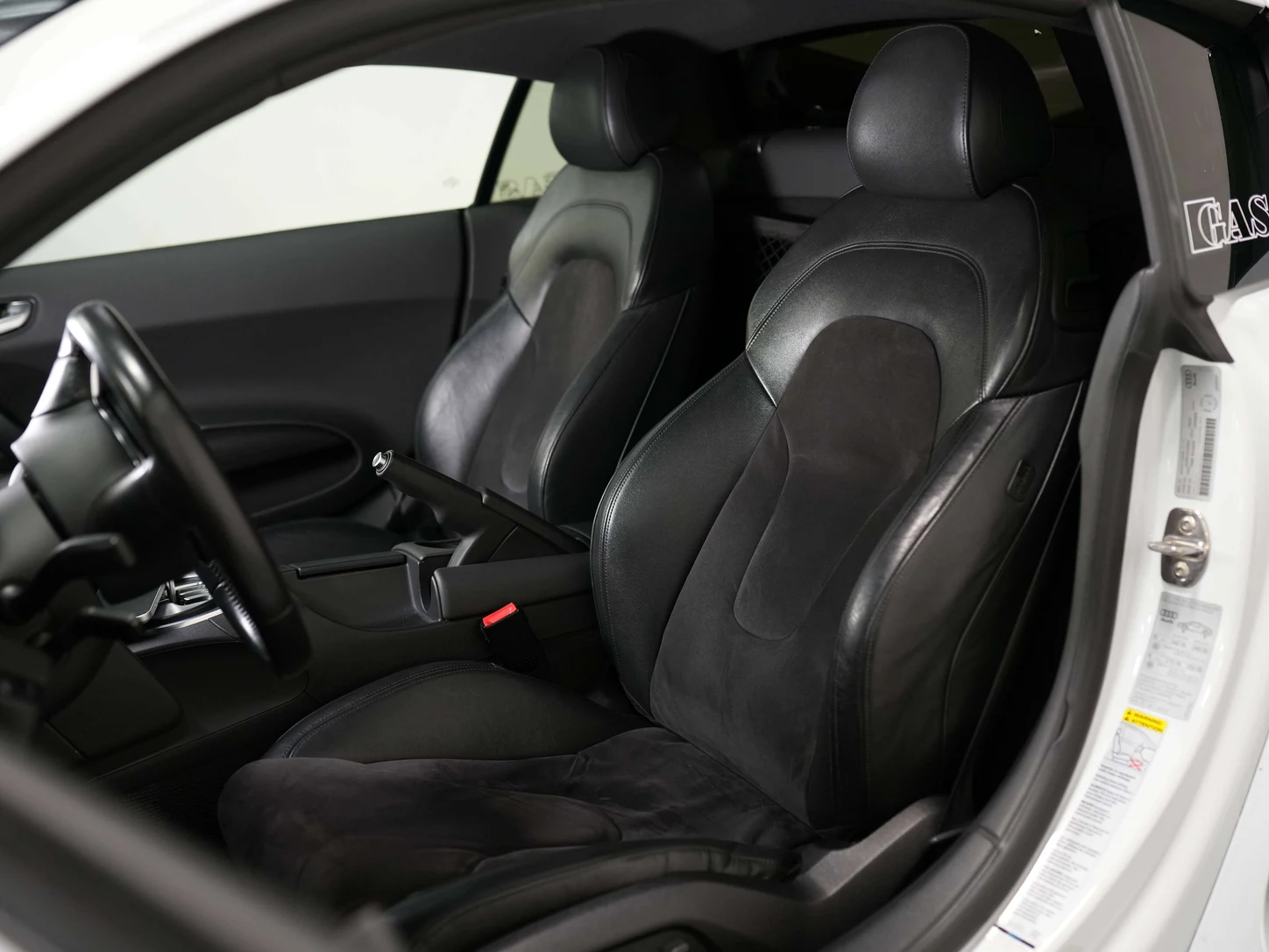 2012 Audi R8 4.2 FSI quattro, 22/26