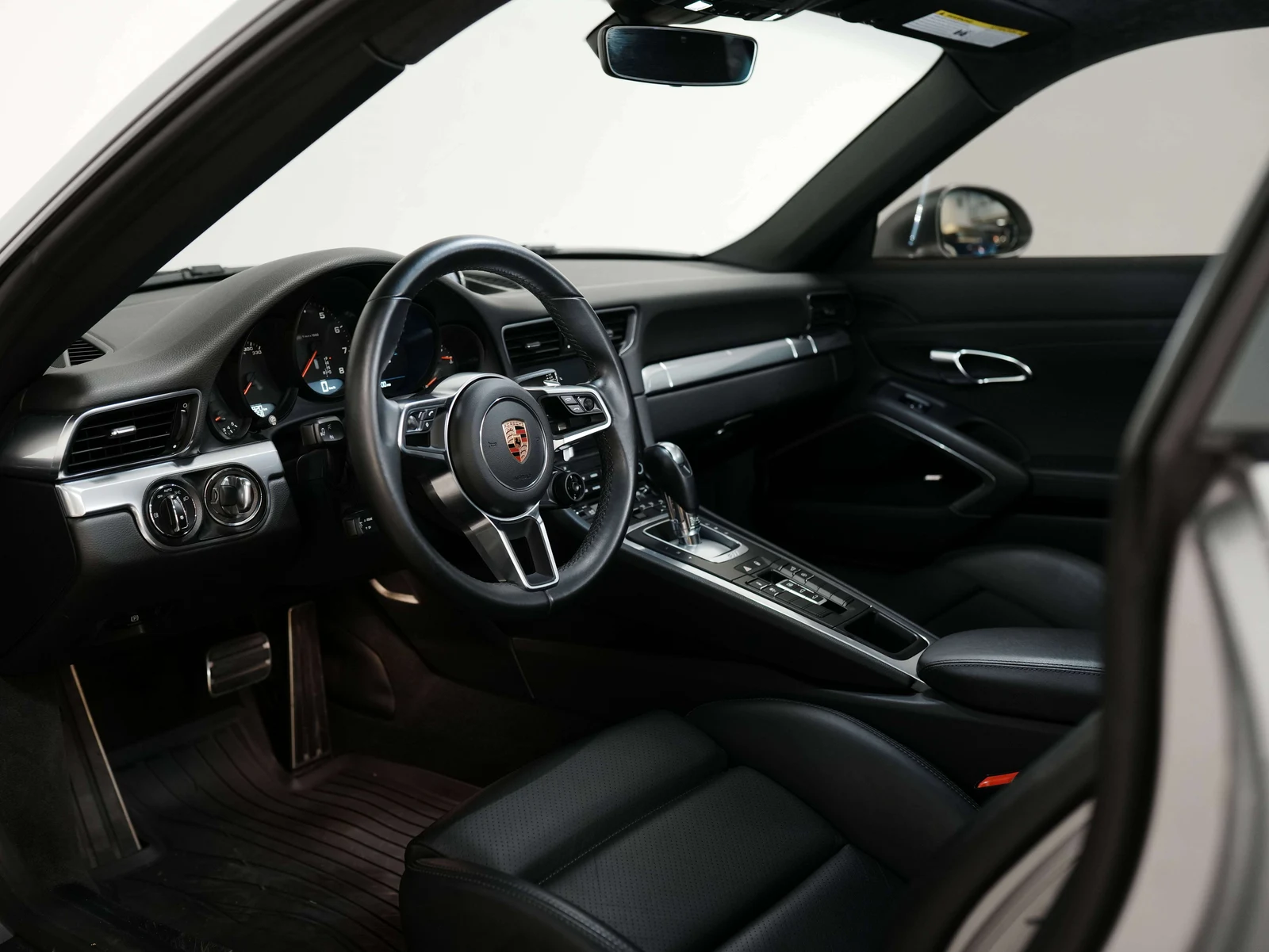 2019 Porsche 911 (991.2) Carrera, 9/29