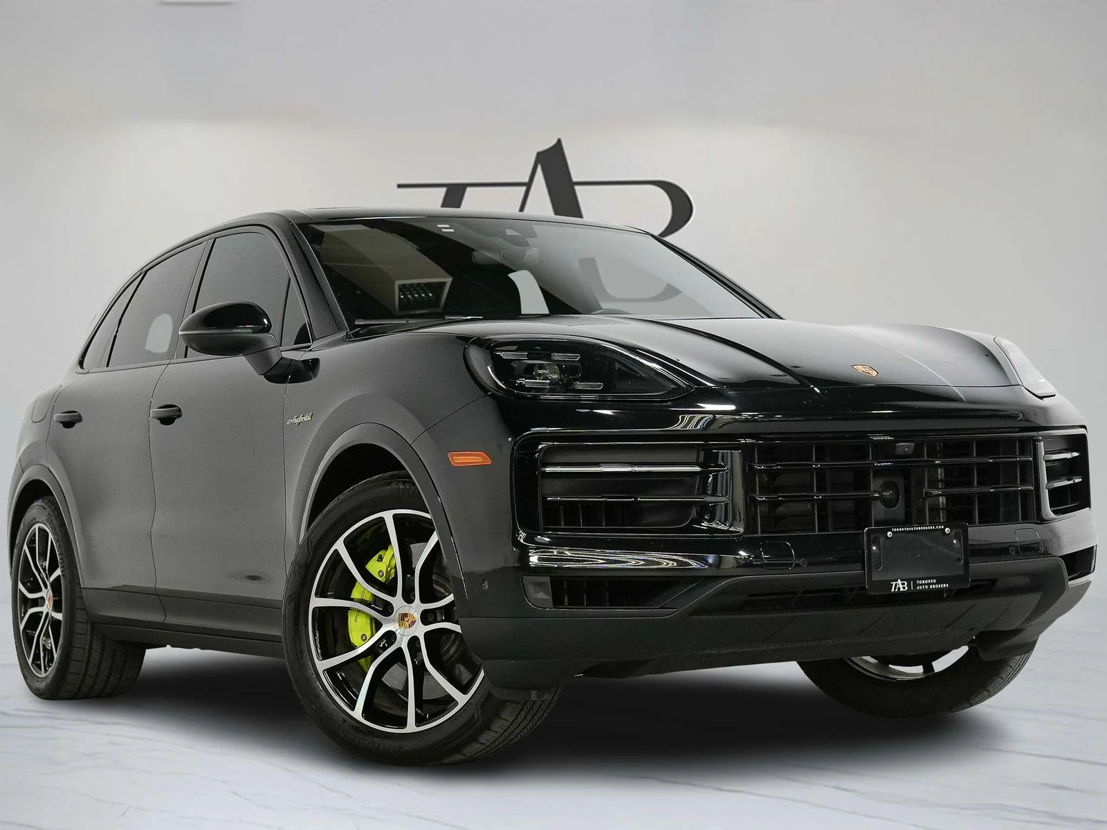 2024 Porsche Cayenne E-Hybrid (3rd Generation), 2/30