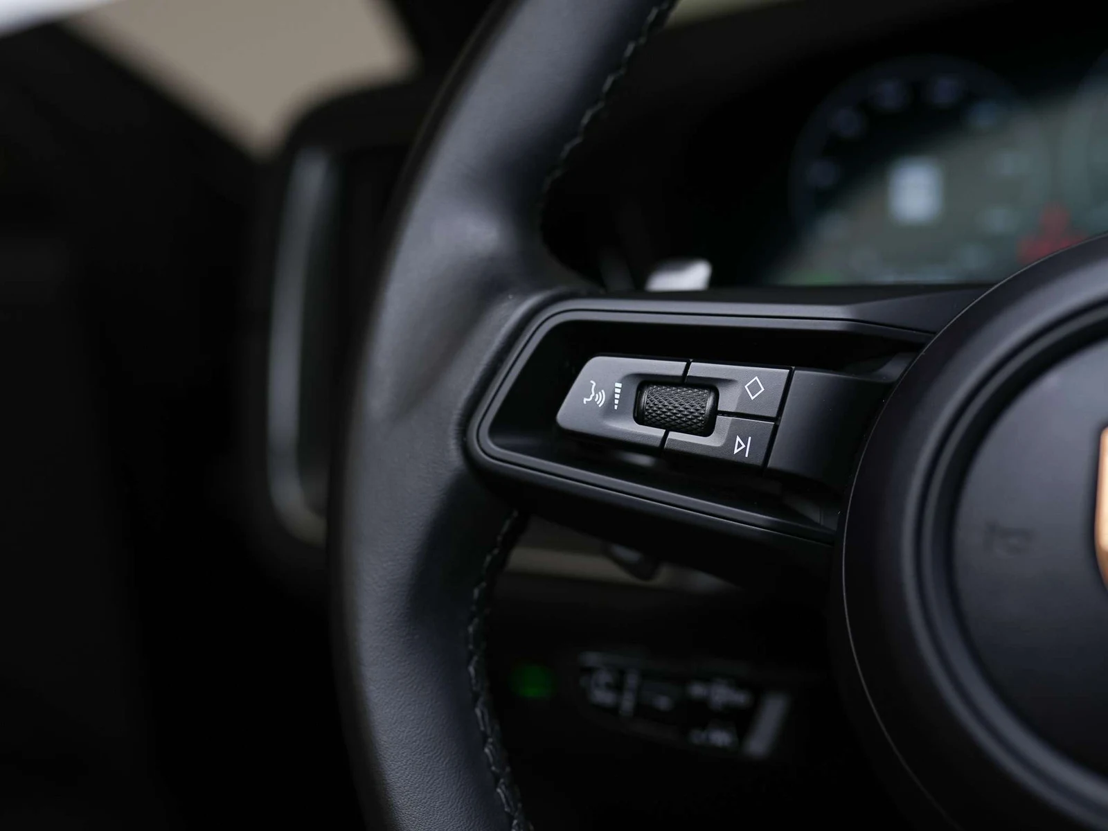 2024 Porsche Cayenne E-Hybrid (3rd Generation), 10/30