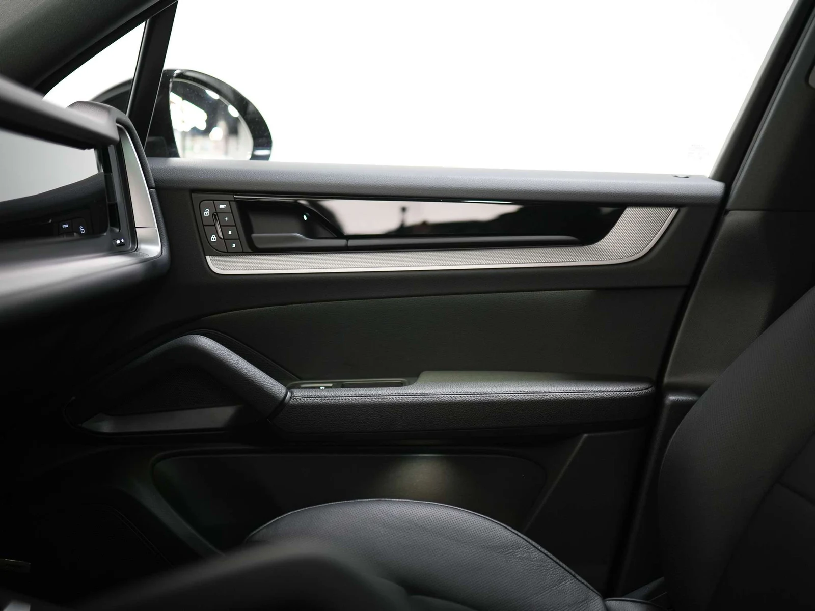 2024 Porsche Cayenne E-Hybrid (3rd Generation), 15/30