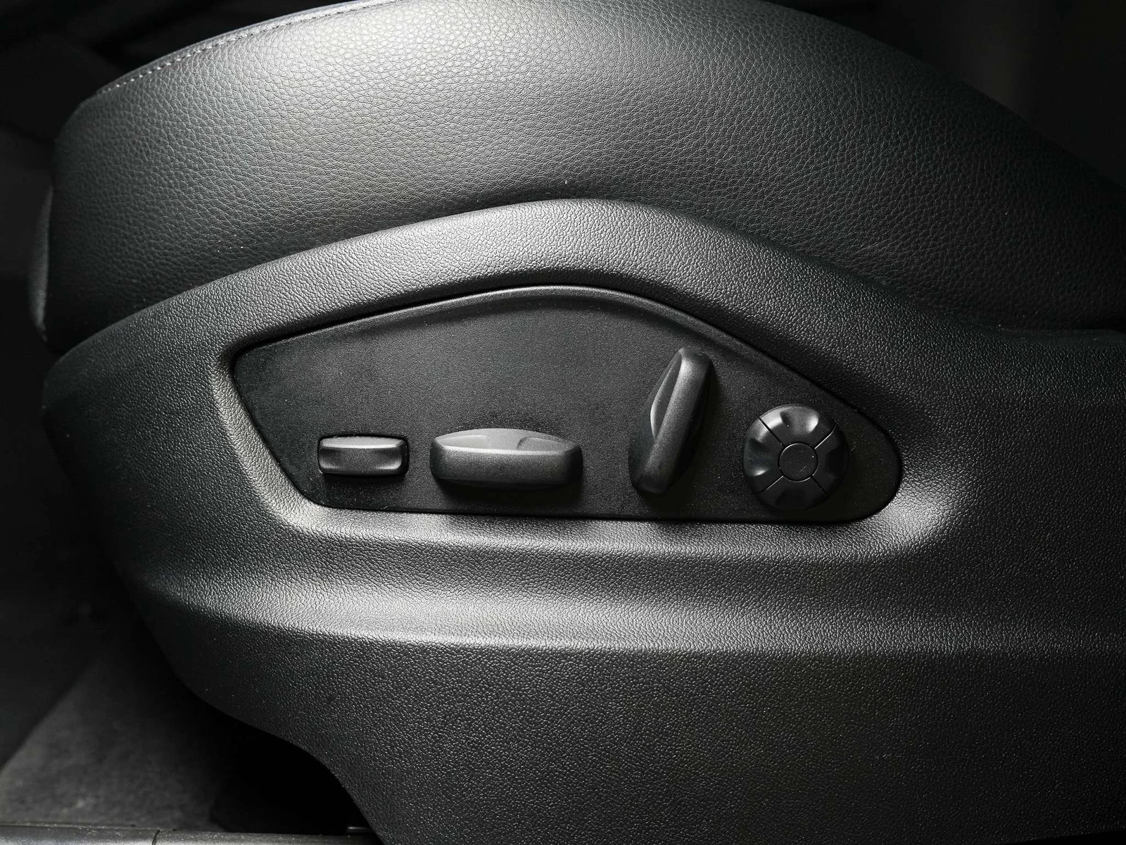 2024 Porsche Cayenne E-Hybrid (3rd Generation), 29/30