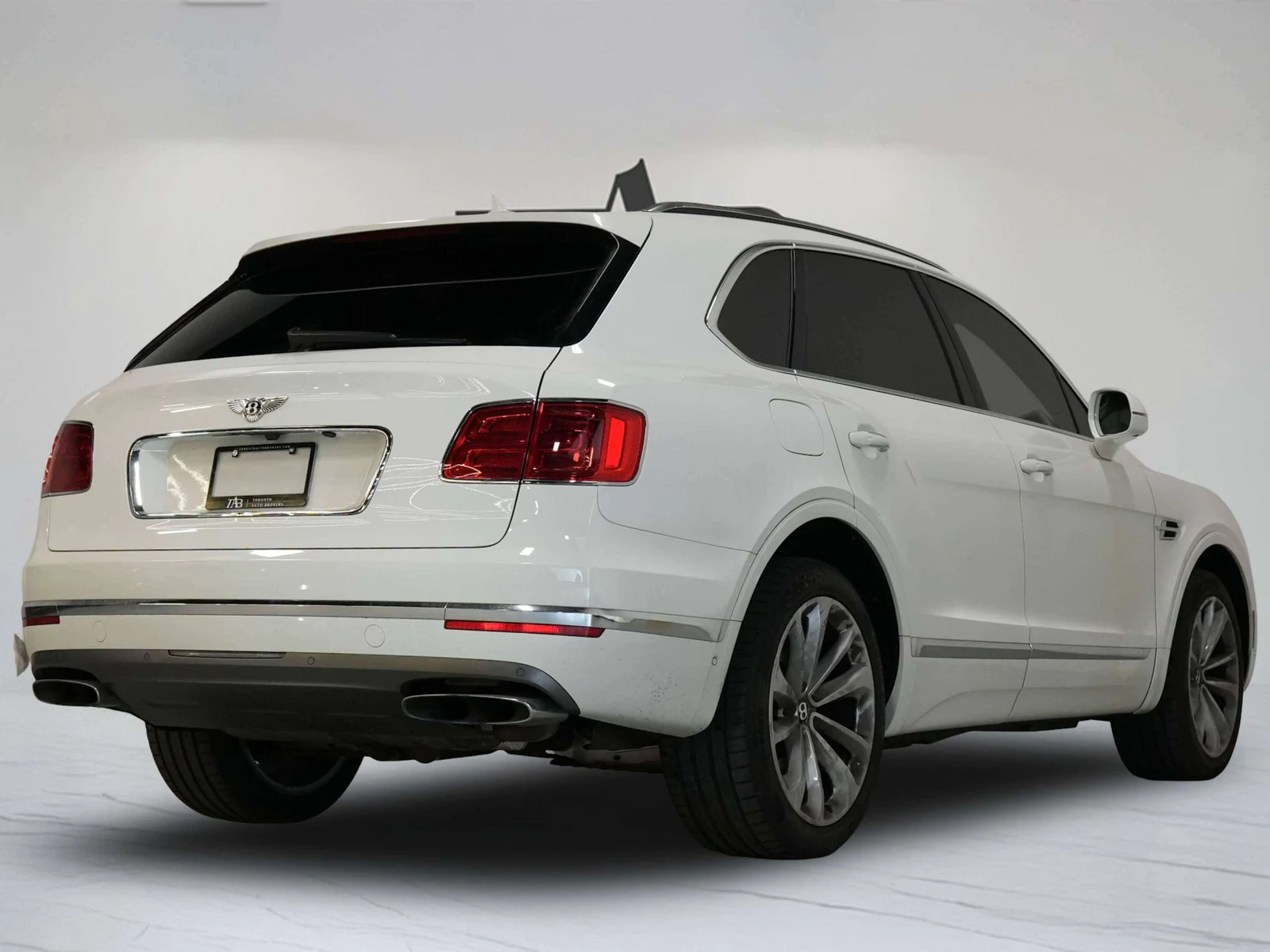 2017 Bentley Bentayga W12, 4/30
