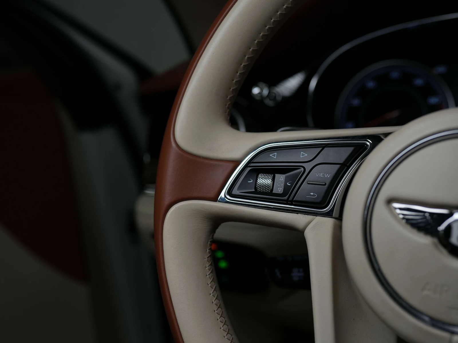 2017 Bentley Bentayga W12, 10/30