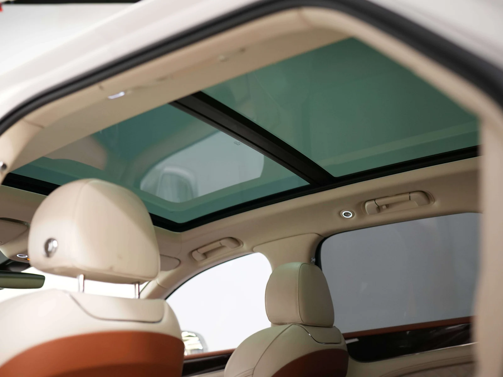 2017 Bentley Bentayga W12, 26/30
