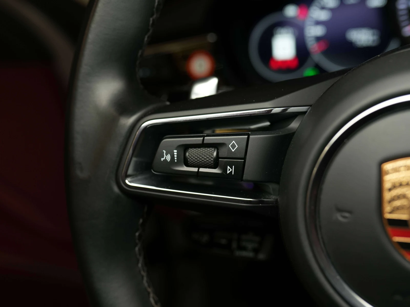 2023 Porsche Panamera 4 (971), 12/30
