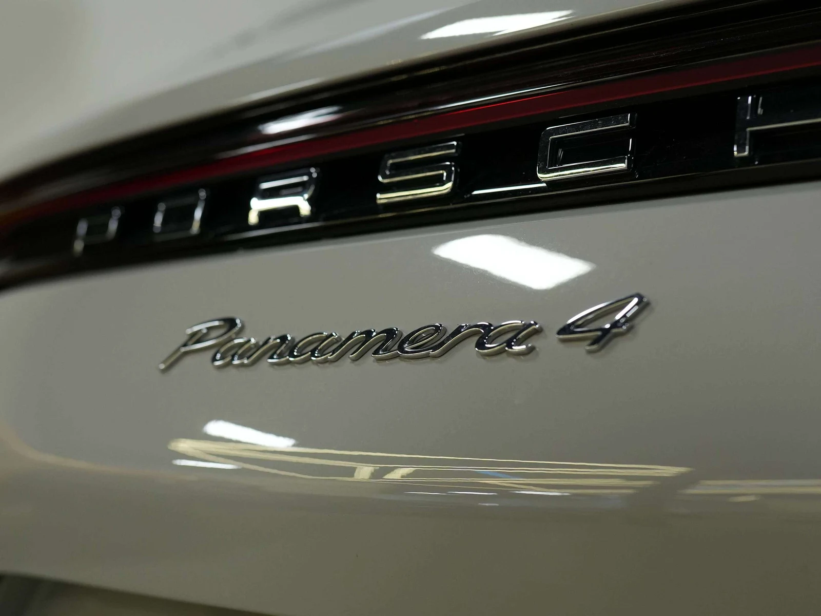 2023 Porsche Panamera 4 (971), 25/30