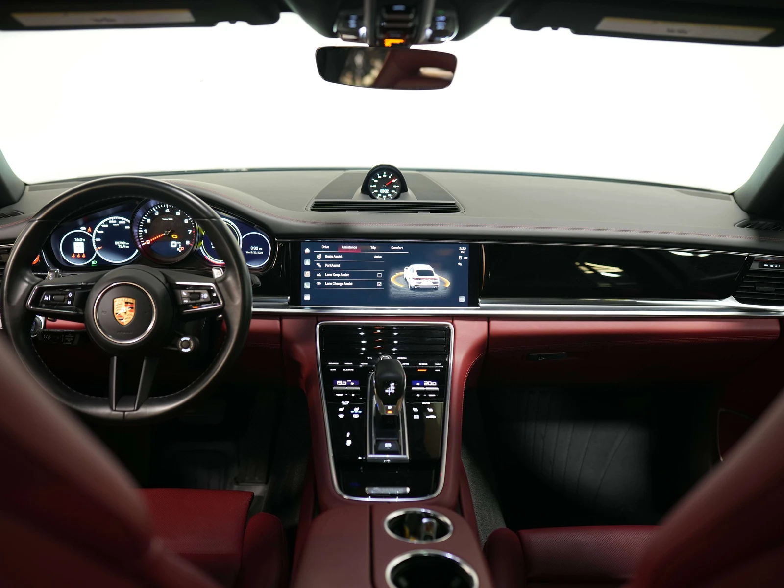 2023 Porsche Panamera 4 (971), 26/30