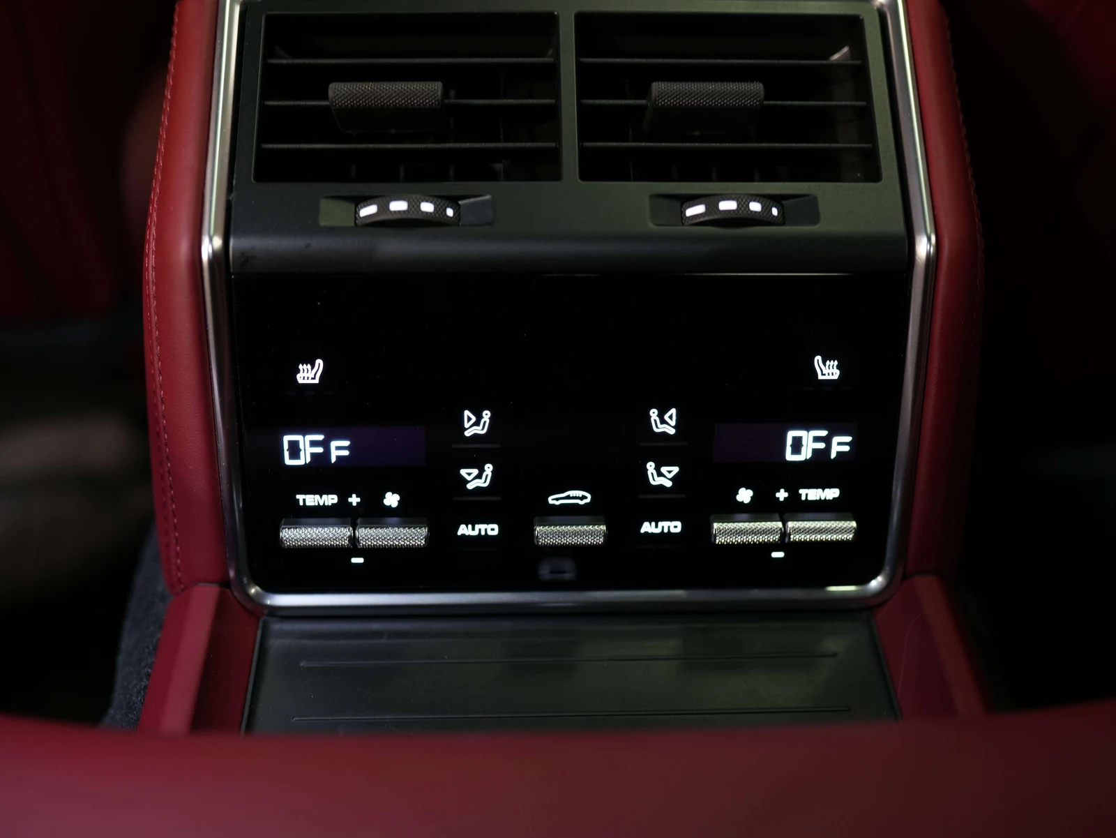 2023 Porsche Panamera 4 (971), 29/30