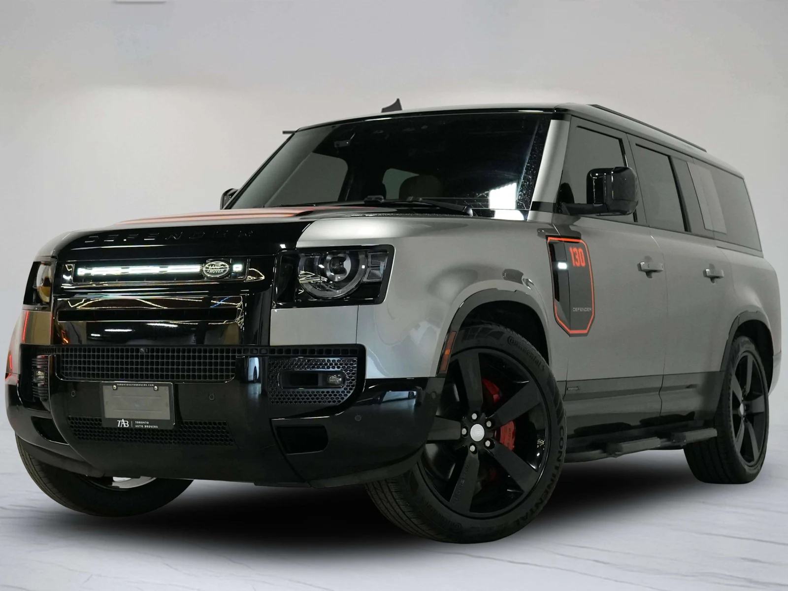 2025 Land Rover Defender 130 X (L663), 3/30