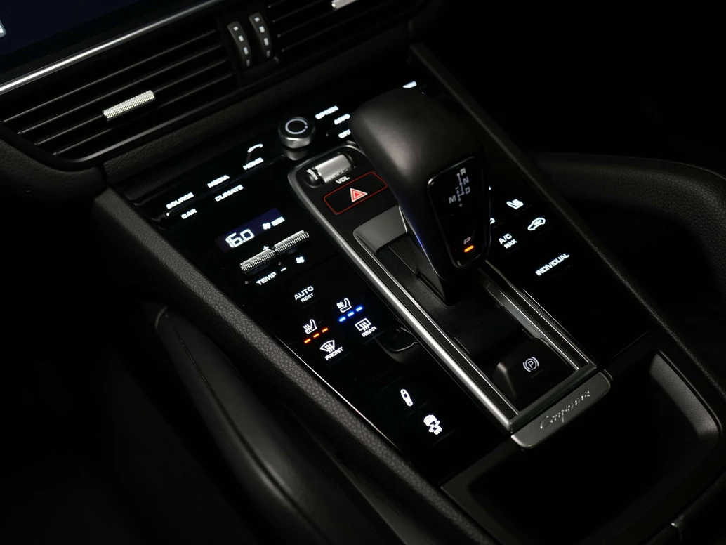 2023 Porsche Cayenne E-Hybrid Platinum Edition (3rd Generation), 19/30
