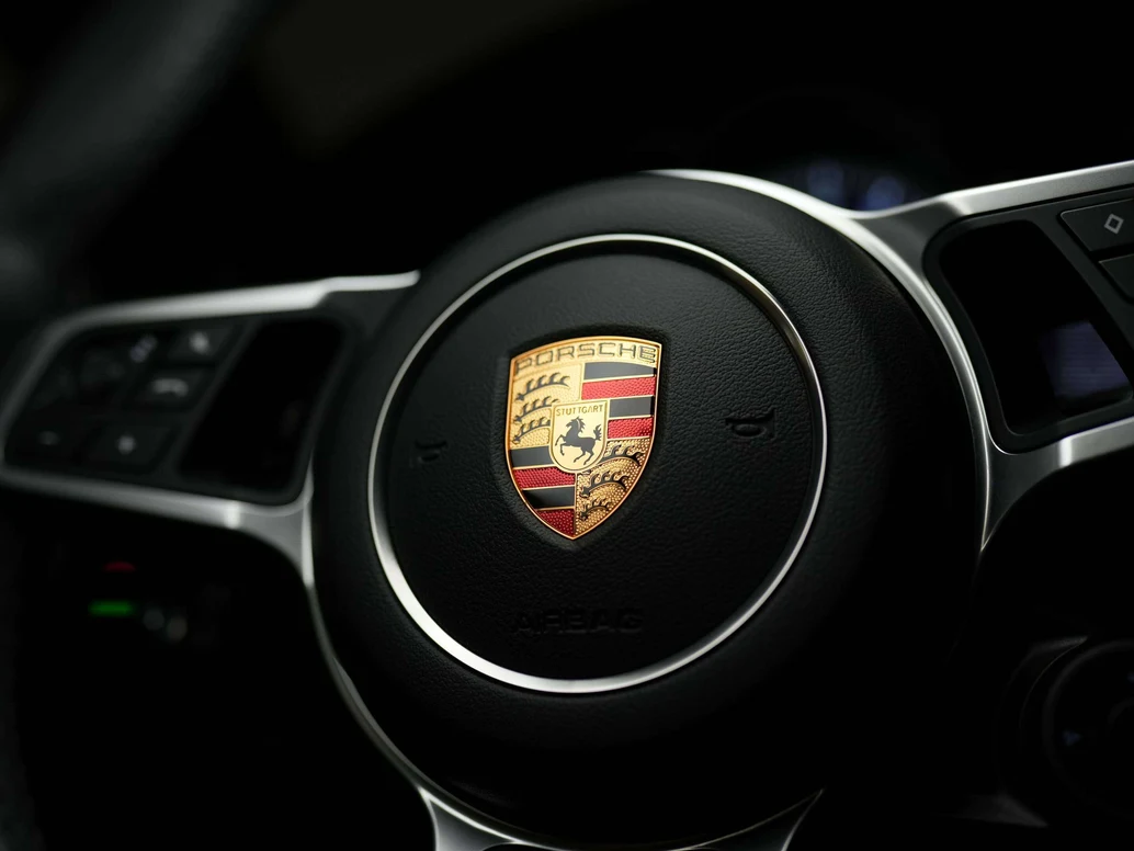 2023 Porsche Cayenne E-Hybrid Platinum Edition (3rd Generation), 24/30