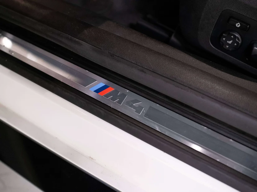 2023 BMW M4 Competition Convertible (G83), 10/29