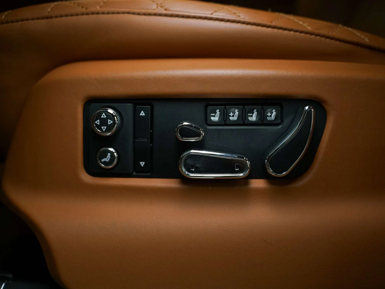 2017 Bentley Bentayga W12, 16/30