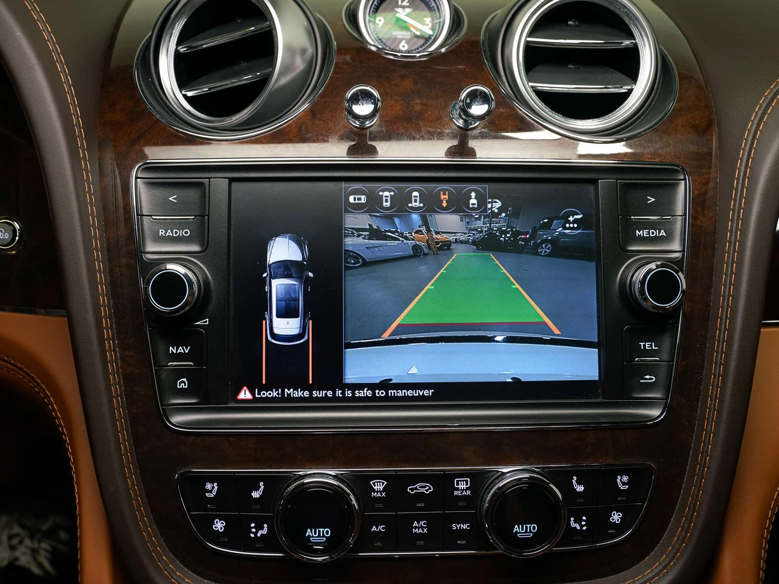 2017 Bentley Bentayga W12, 21/30