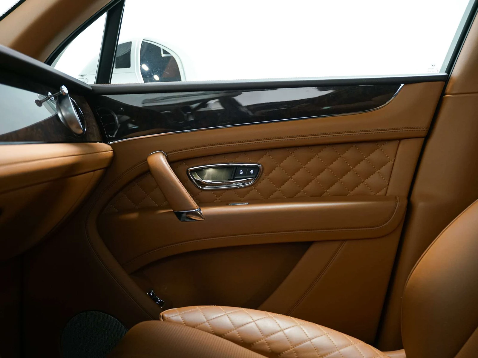 2017 Bentley Bentayga W12, 25/30