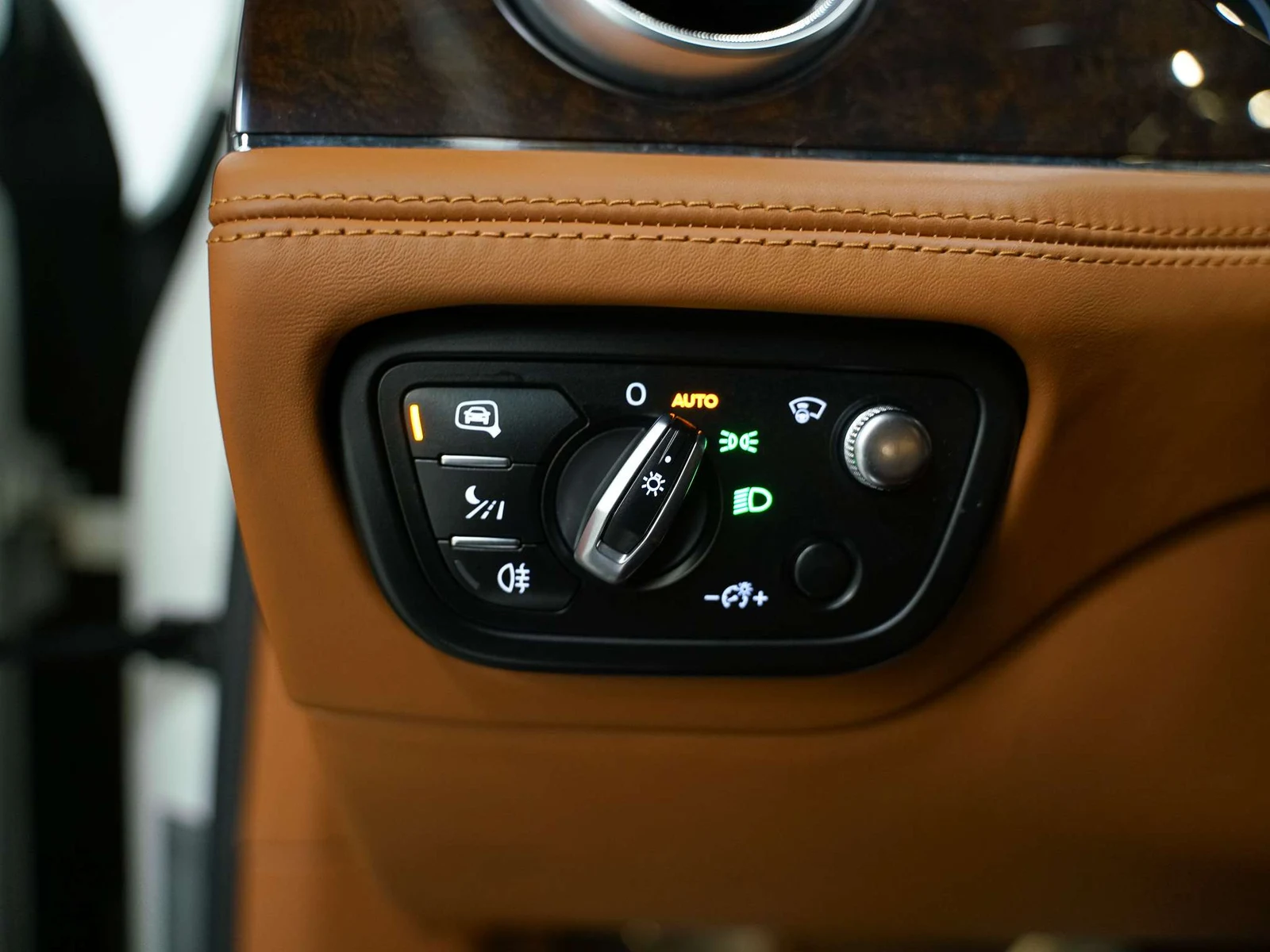 2017 Bentley Bentayga W12, 26/30